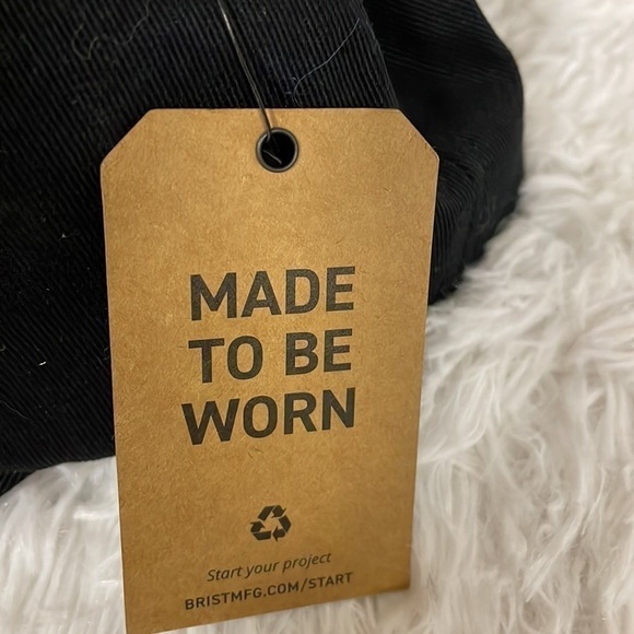 Truly HARD SELTZER Baseball cap - Picture 3 of 7